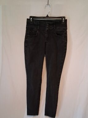 High-Waisted Black Women’s Jeans